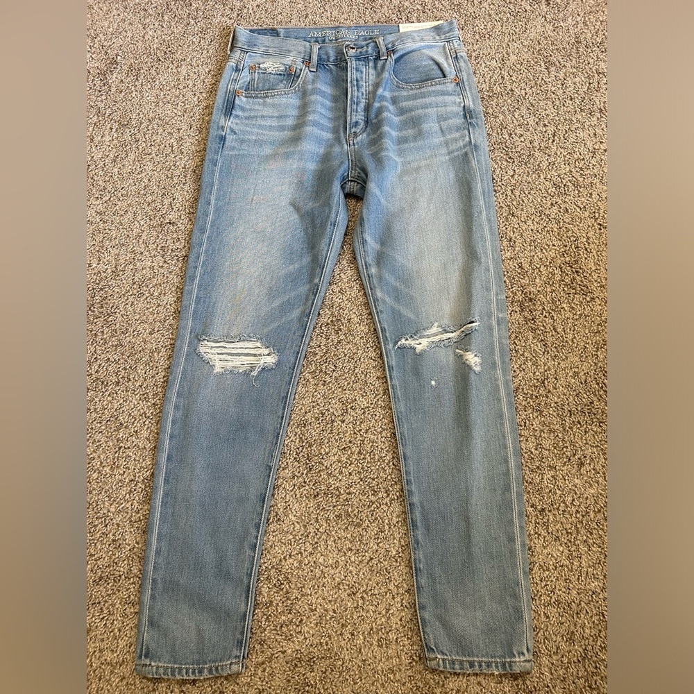 NEW American Eagle Distressed Sz 2 High Rise Girlfriend Jeans Light Wash Cotton